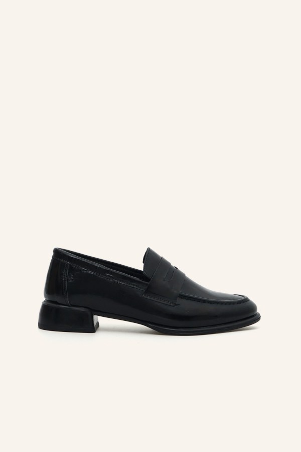 Siyah Rugan Deri Loafer 