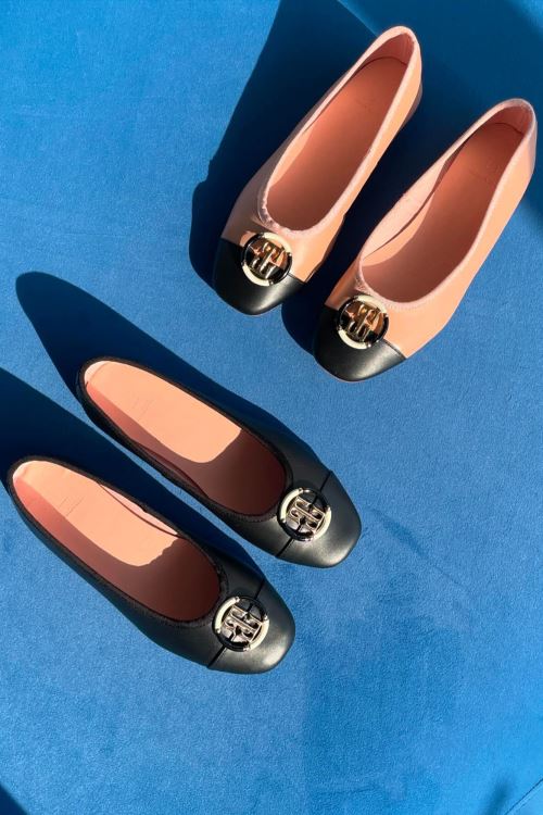 Nud-siyah Melisa Babet 