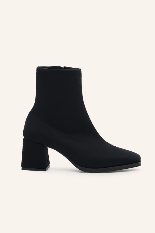 Siyah Streç Topuklu Bot 