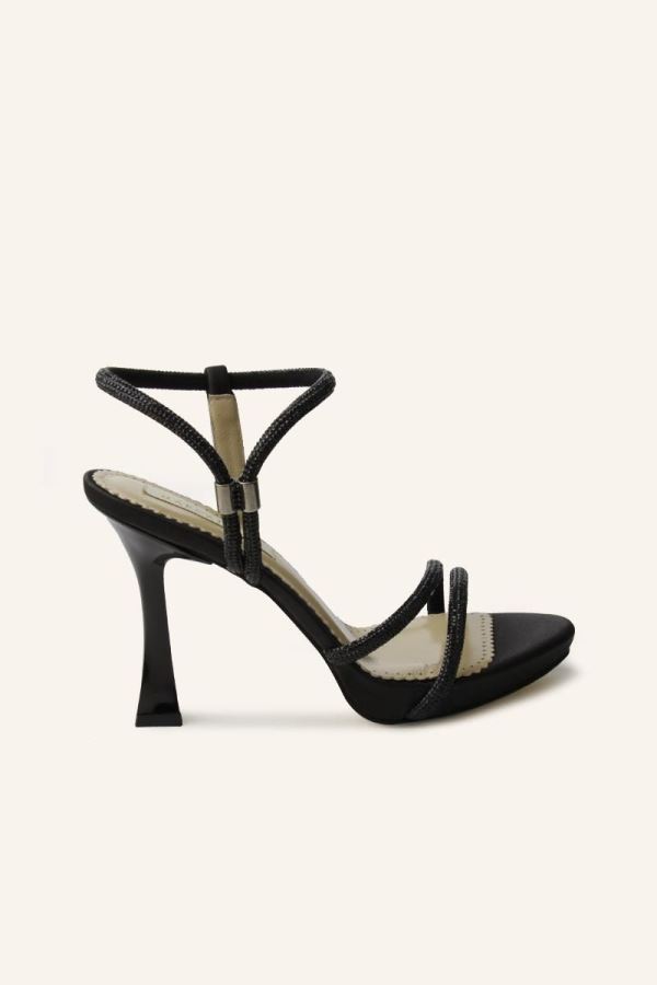 Siyah Saten Manila Topuklu Ayakkabı