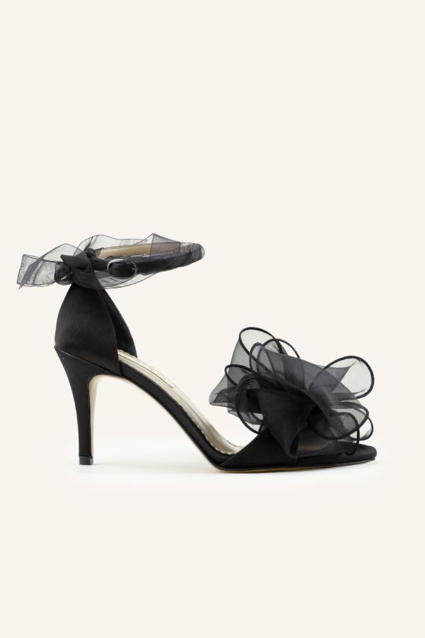 Siyah Saten Topuklu Ayakkabı